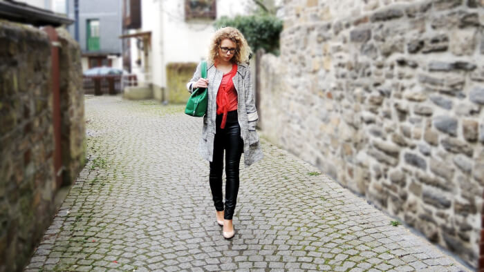 Outfit: Nude Pumps and Leather Pants, Fashionblog, Look, Streetstyle, Kationette, Modeblog