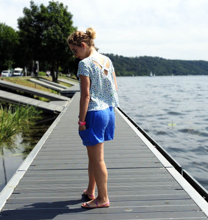 Outfit: Blue Shorts and new Zara Blouse for a trip to the Lake, Kationette, Fashionblog, Style, Streetstyle