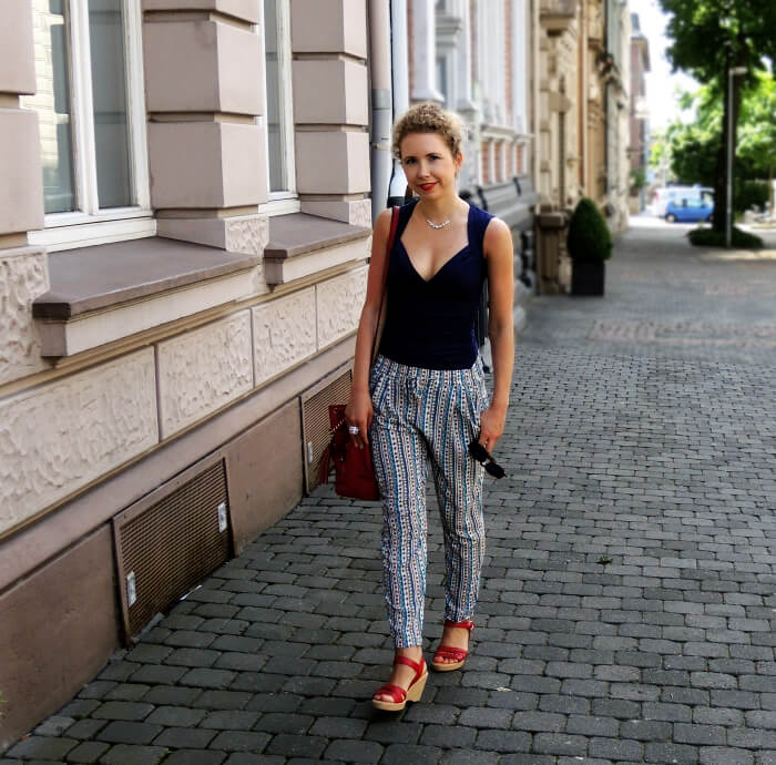 Outfit: Zara "Pajama Pants" and some red Highlights, Kationette, Fashionblog, Style, Streetstyle, Look
