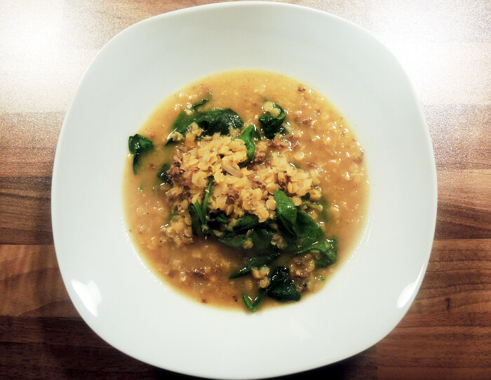 Recipe: Red Lentil soup with mincemeat and spinach, veggie, rezept, kationette, foodblog, linsensuppe