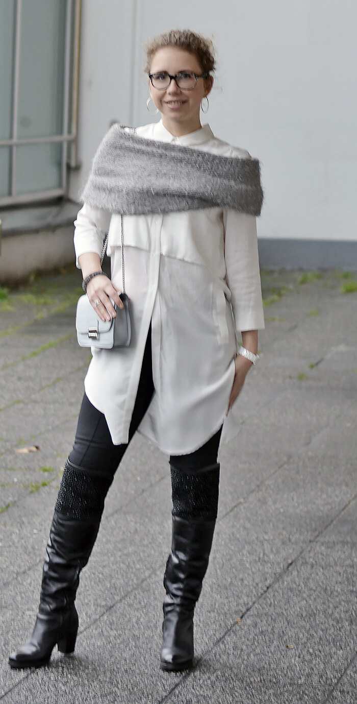Outfit: Long blouse, Overknees and mini bag, Kationette, Fashionblog, Modeblog, Streetstyle