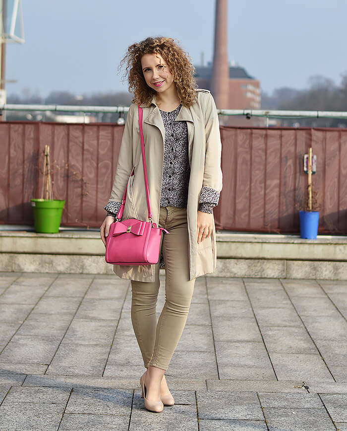 Outfit: All beige, leo print and a touch of pink, kationette, Fashionblog, streetstyle, look