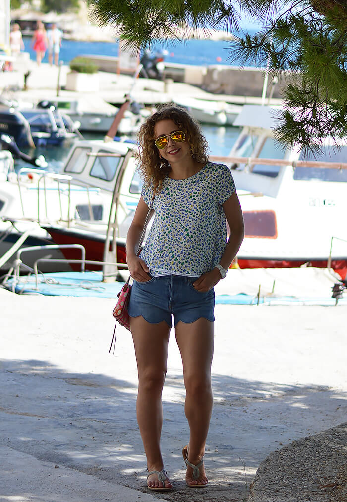 Kationette-Fashionblog-outfit-Scallop-Edge-Jeans-Shorts-Croatia