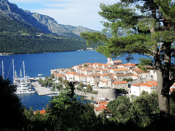 Kationette-Lifestyleblog-Travel-Croatia-Korcula-sightseeing-offroad-trail-detours-jeep