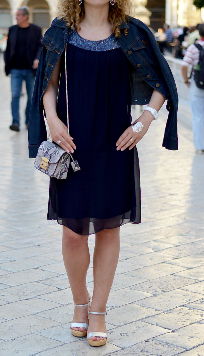 Kationette-Fashionblog-Outfit-Blue-Silk-Dress-Furla-Metropolis-Dubrovnik-old-town