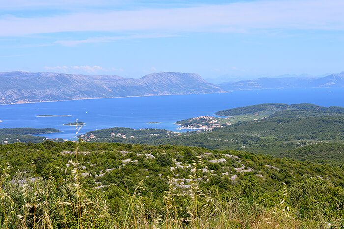 Kationette-Lifestyleblog-Travel-Croatia-Korcula-sightseeing-offroad-trail-detours-jeep