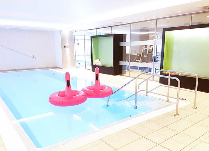 kationette-radissonblu-scandinavia-hotel-duesseldorf-cocktailparty-wellness-flamingo-pool-girlsnight-travelblog-lifestyleblog