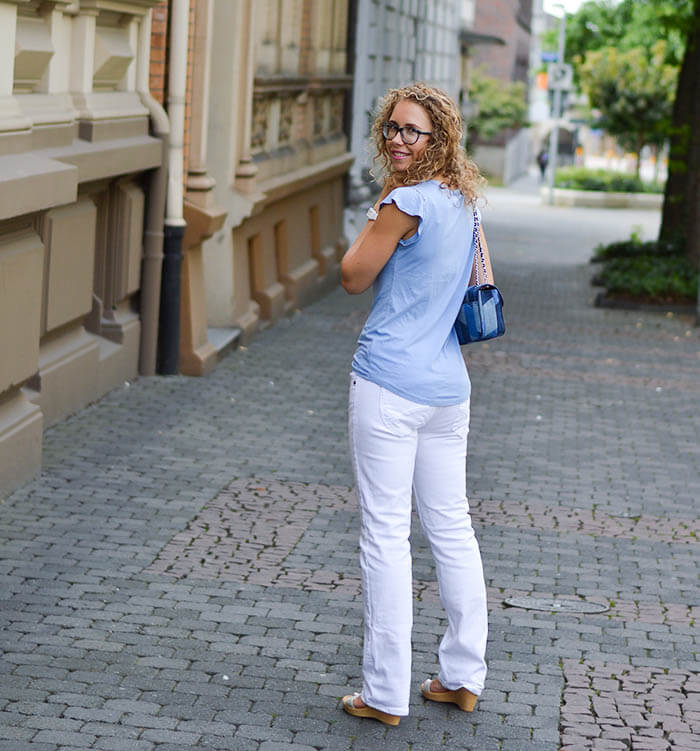 Fashion: Michael Kors Patchwork Denim Bag, White Jeans and Blue Tee