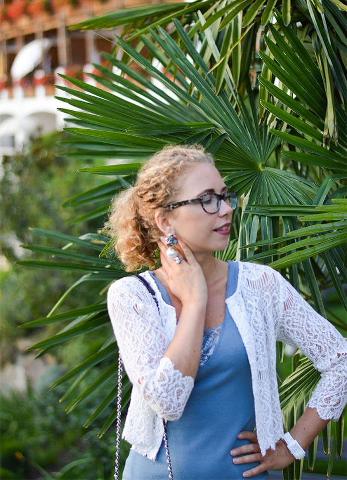 Outfit: Light Blue Mango Dress, Michael Kors Bag and T-Strap Sandals from Tamaris at Hotel Hohenwart, South Tirol