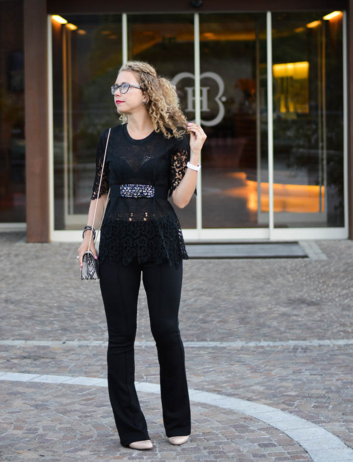 Outfit: Classy Allblack with Flared Pants, Furla, Lace & Waist Belt
