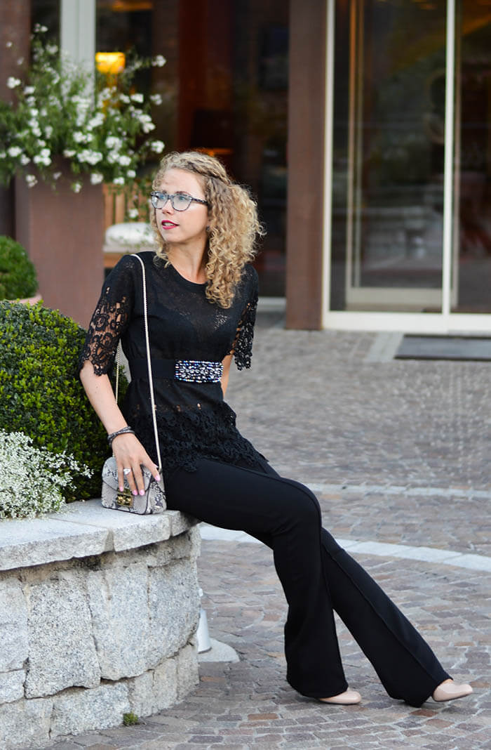 Outfit: Classy Allblack with Flared Pants, Furla, Lace & Waist Belt