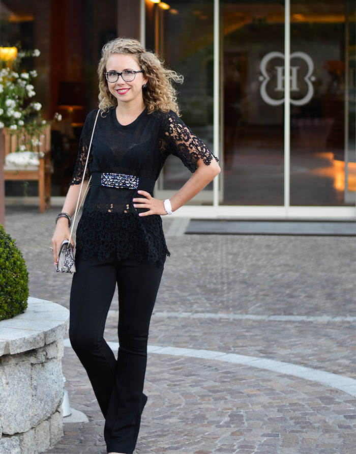 Outfit: Classy Allblack with Flared Pants, Furla, Lace & Waist Belt