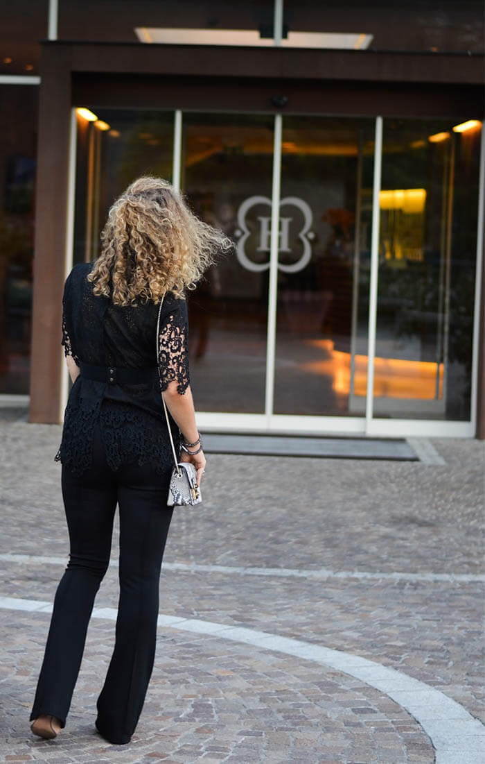 Outfit: Classy Allblack with Flared Pants, Furla, Lace & Waist Belt