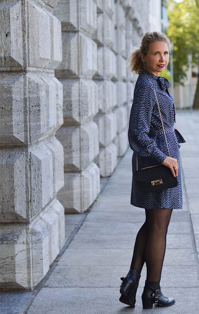 dOutfit: Bow tie dress, fishnet stockings, furla and ankle booties