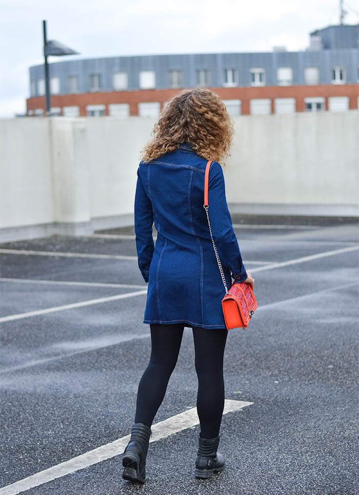 Kationette Outfit: Mango Denim Dress, Choker, Rebecca Minkoff Crossbody