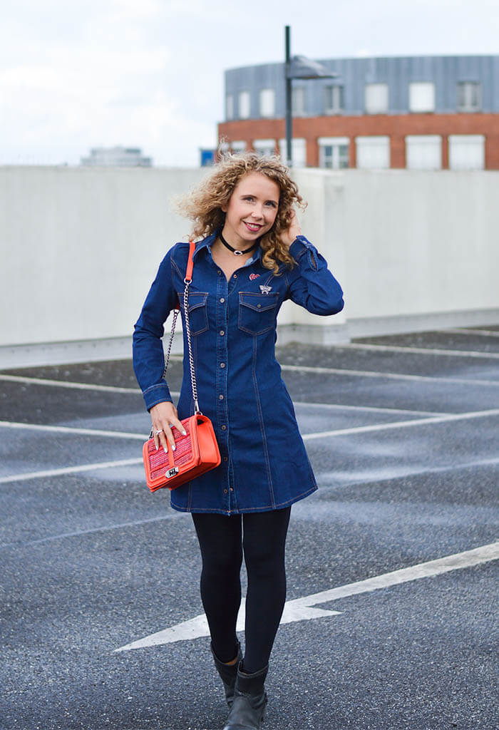 Kationette Outfit: Mango Denim Dress, Choker, Rebecca Minkoff Crossbody