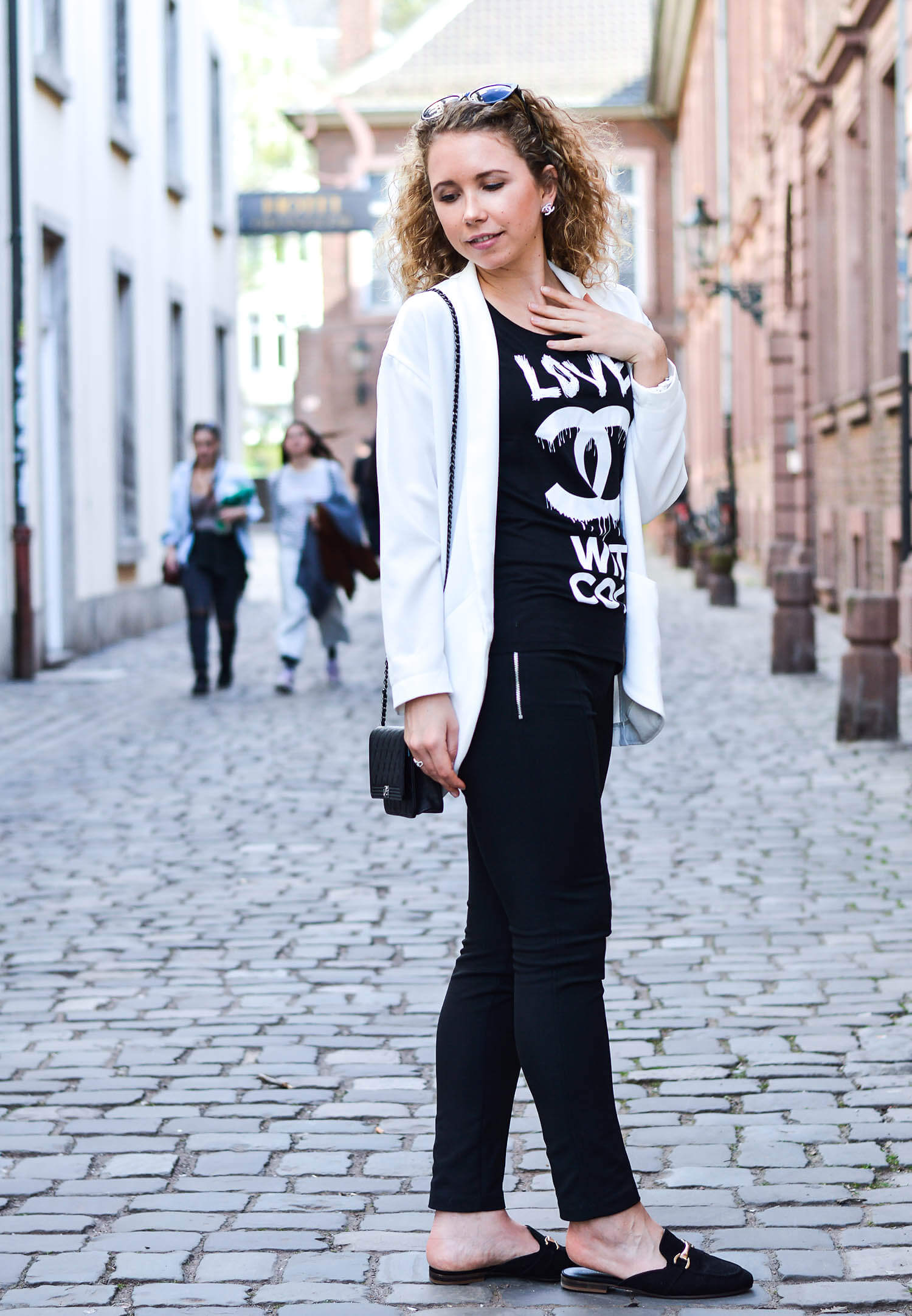 Kationette-fashionblog-Outfit-Coco-Chanel-streetstyle-blackandwhite-mules