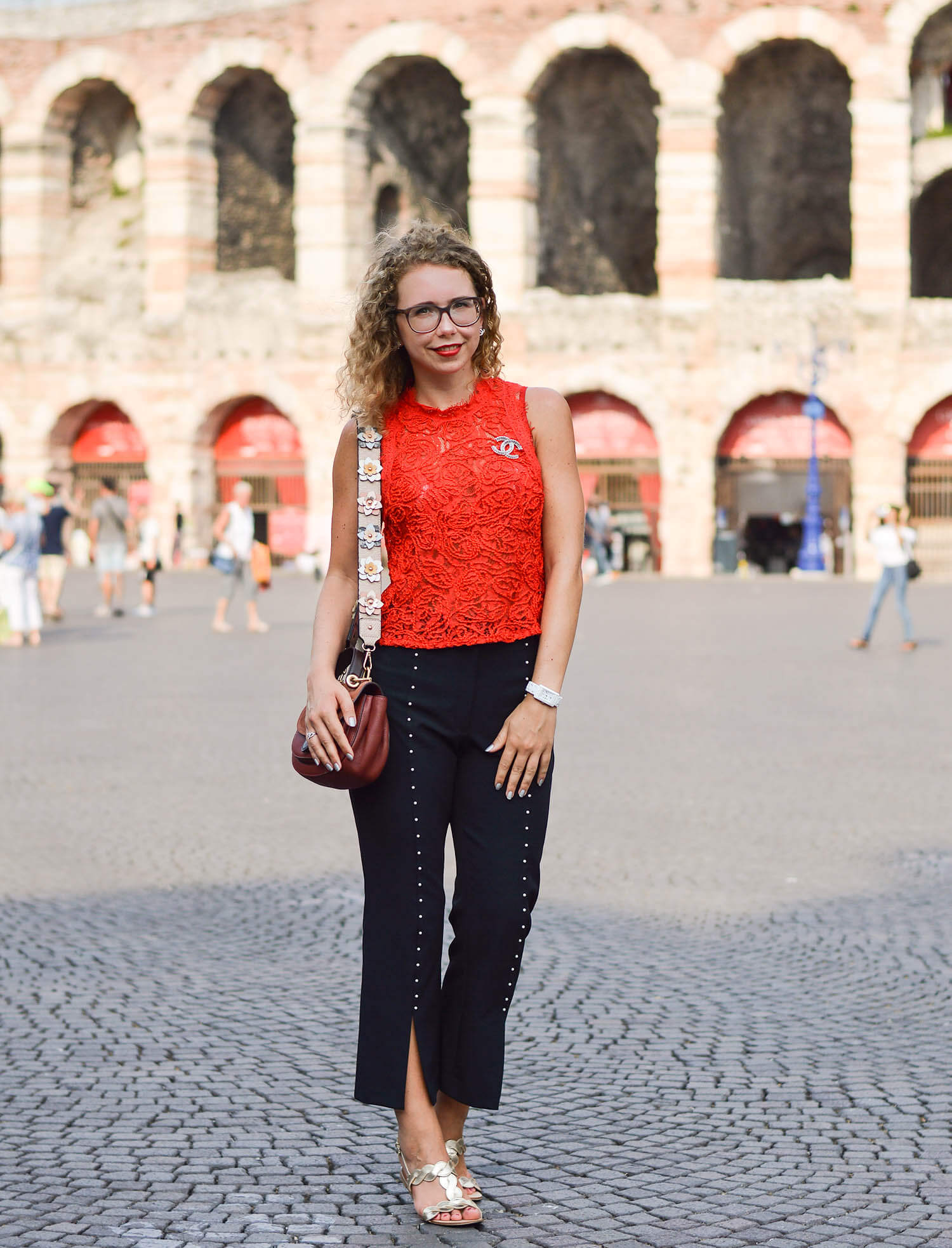 kationette-fashionblog-travelblog-Zara-Outfit-Lace-Top-Pearl-Pants-Verona-Italy