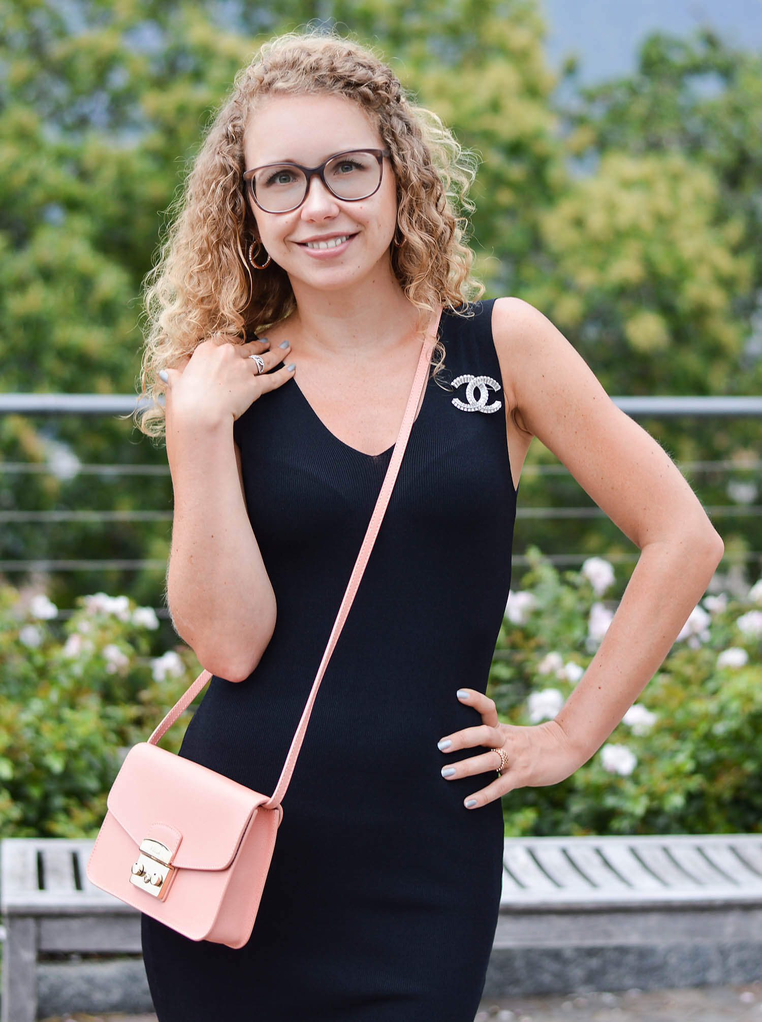 Kationette-fashionblog-nrw-Outfit-Little-Black-Dress-Fula-Chanel-South-Italy