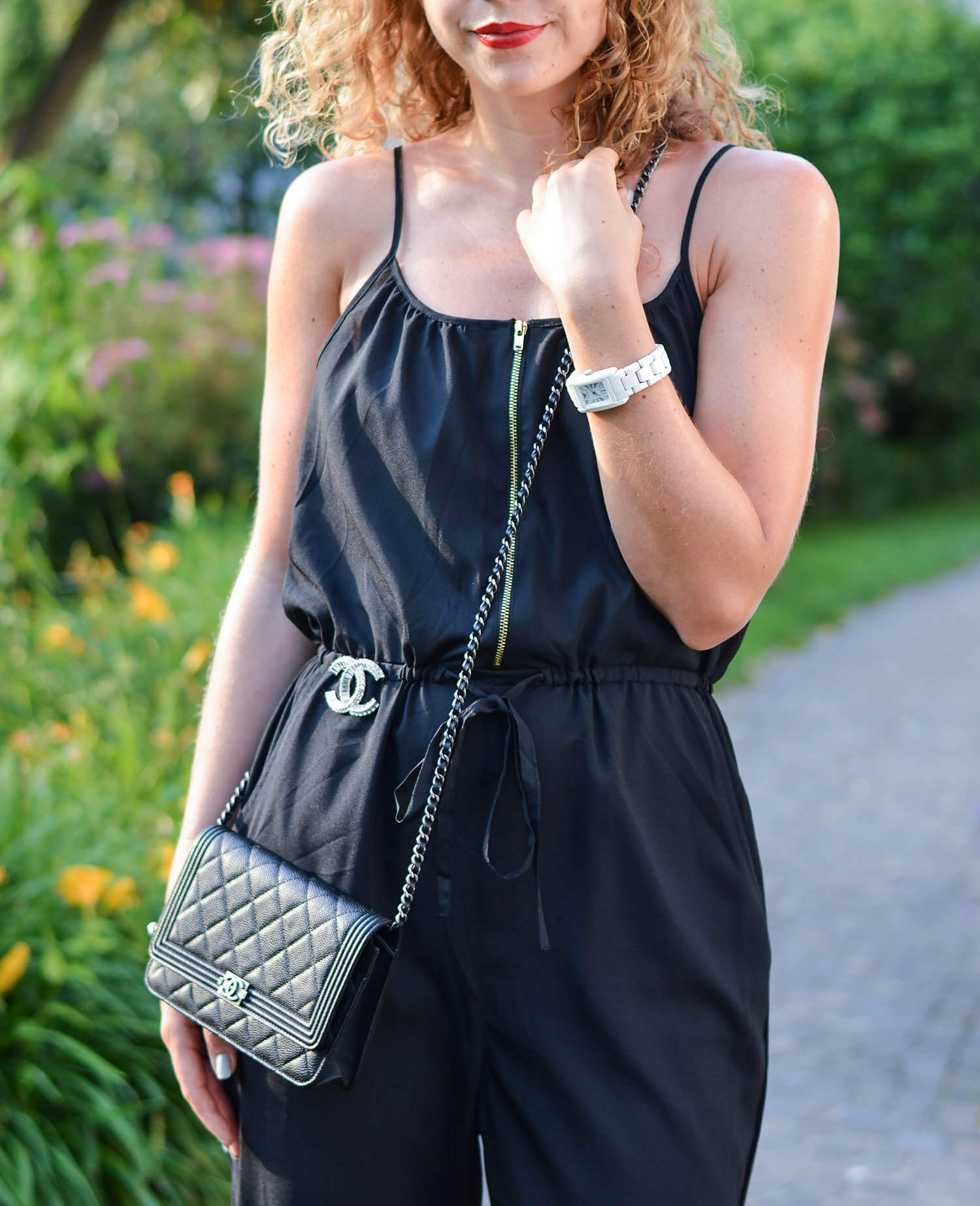 Kationette-fashionblog-nrw-Outfit-Allblack-Jumpsuit-Chanel-South-Tyrol