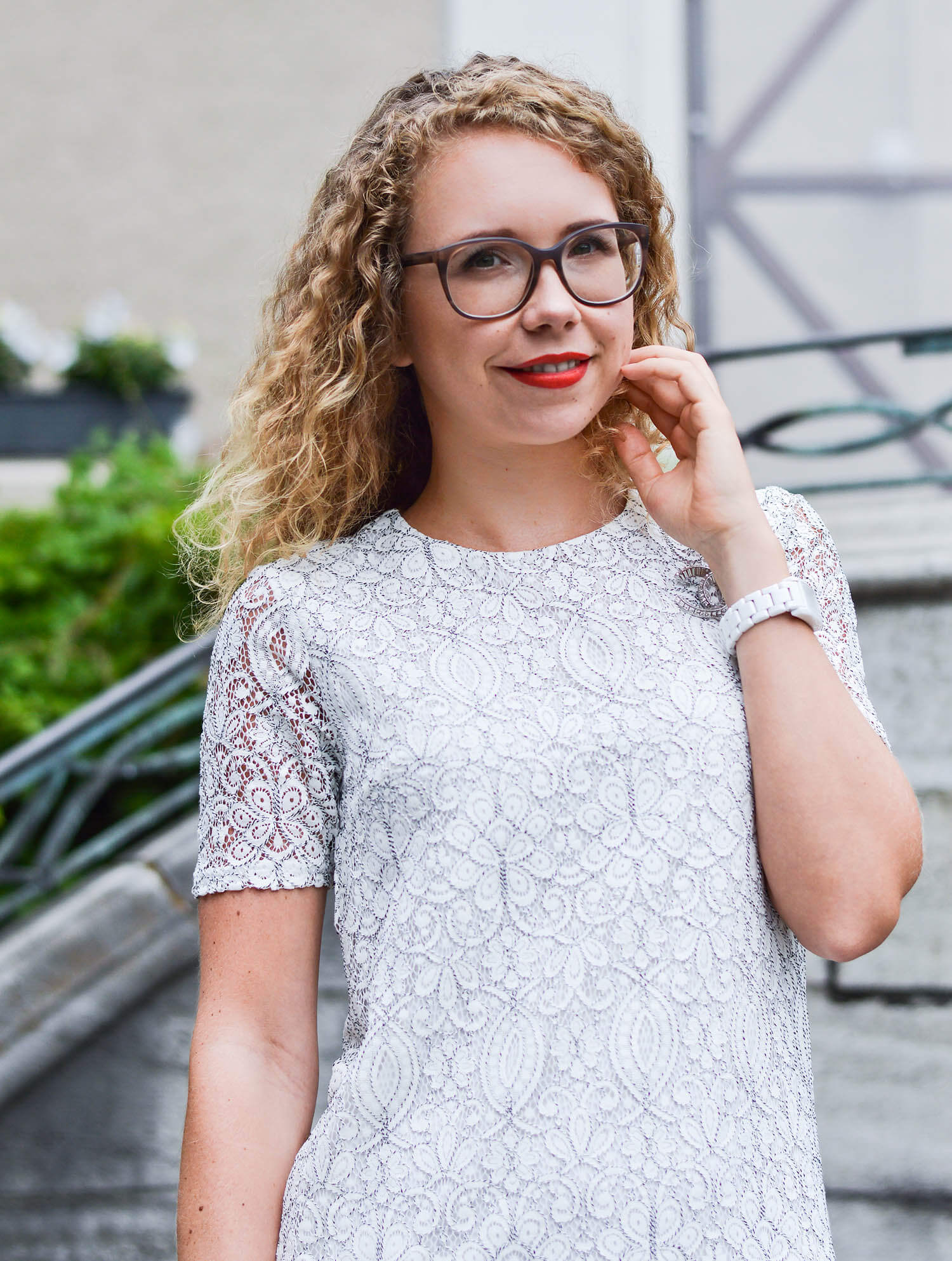 Kationette-fashionblog-nrw-Outfit-Wedding-Update-white-Lace-Dress-Adiletten