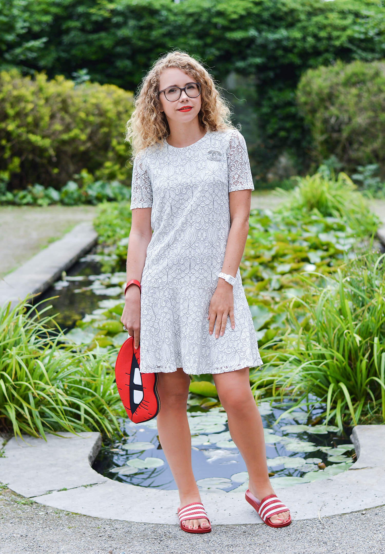 Kationette-fashionblog-nrw-Outfit-Wedding-Update-white-Lace-Dress-Adiletten