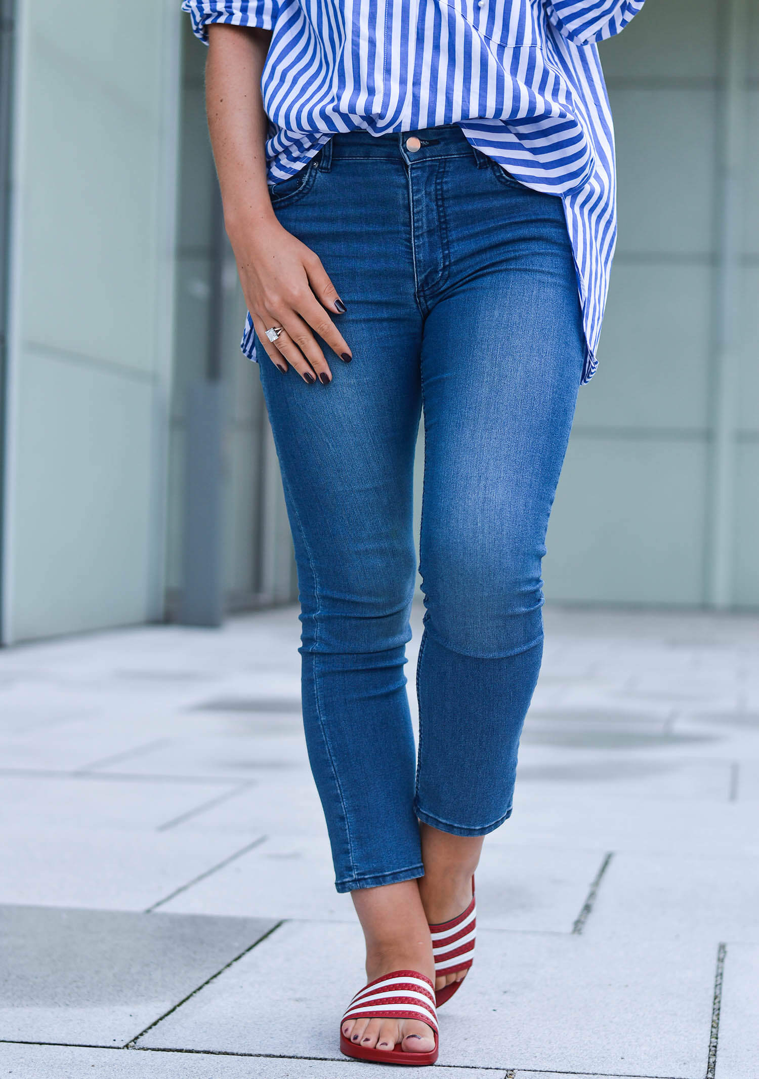 kationette-fashionblog-nrw-outfit-zara-Striped-blouse-Cropped-Jeans-Adiletten