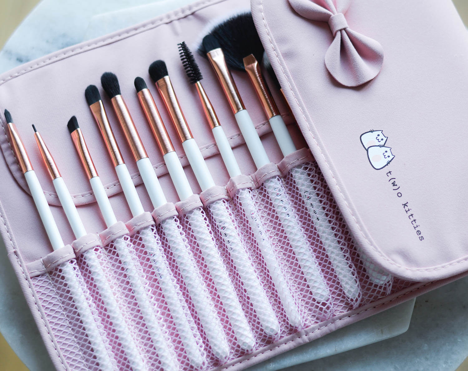 kationette-lifestyleblog-beauty-Makeup-Brush-Set-from-two-kitties