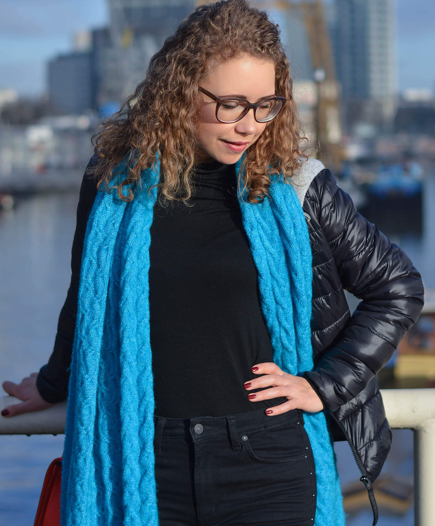 Outfit-Studded-Denim-Long-Cardigan-Sock-Boots-and-Zara-Scarf-Rotterdam-kationette-fashionblogger-streetstyle