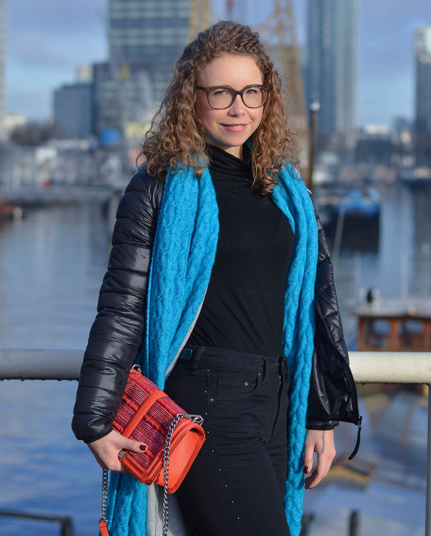 Outfit-Studded-Denim-Long-Cardigan-Sock-Boots-and-Zara-Scarf-Rotterdam-kationette-fashionblogger-streetstyle