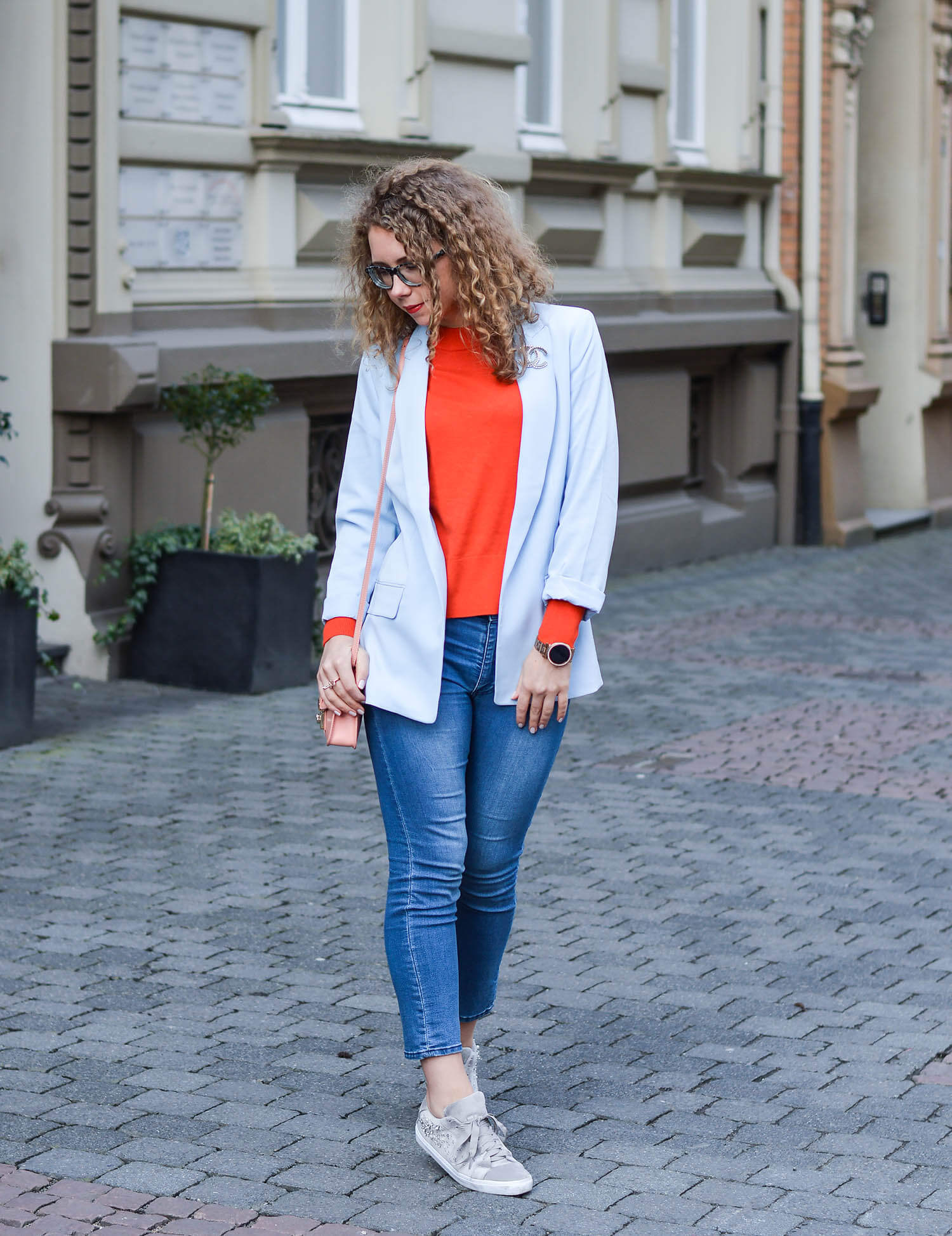 Outfit-Color-blocking-with-Pastel-Blue-and-Tangerine-kationette-fashionblogger-nrw