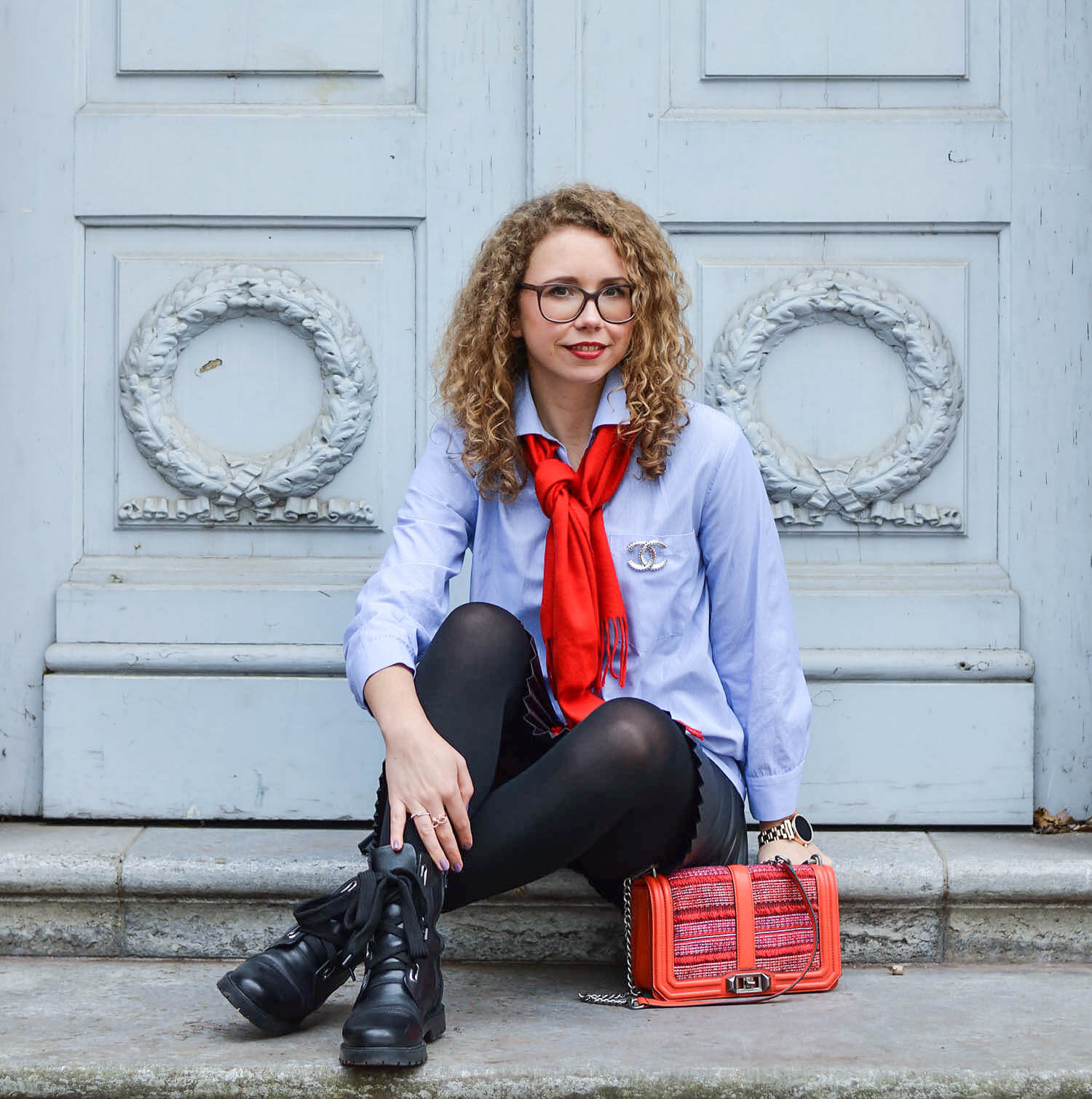 Outfit-College-Look-a-la-Gossip-Girl-with-Pleats-Blouse-dress-and-Scarf-kationette-fashionblogger-nrw-streetstyle