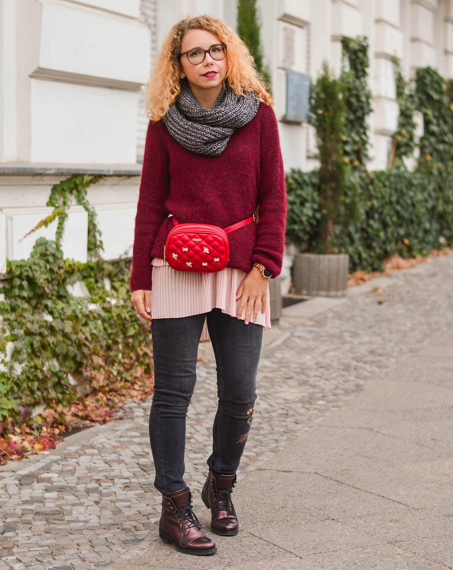 layering-outfit-with-belt-bag-in-Berlin-Kationette-Fashionblogger