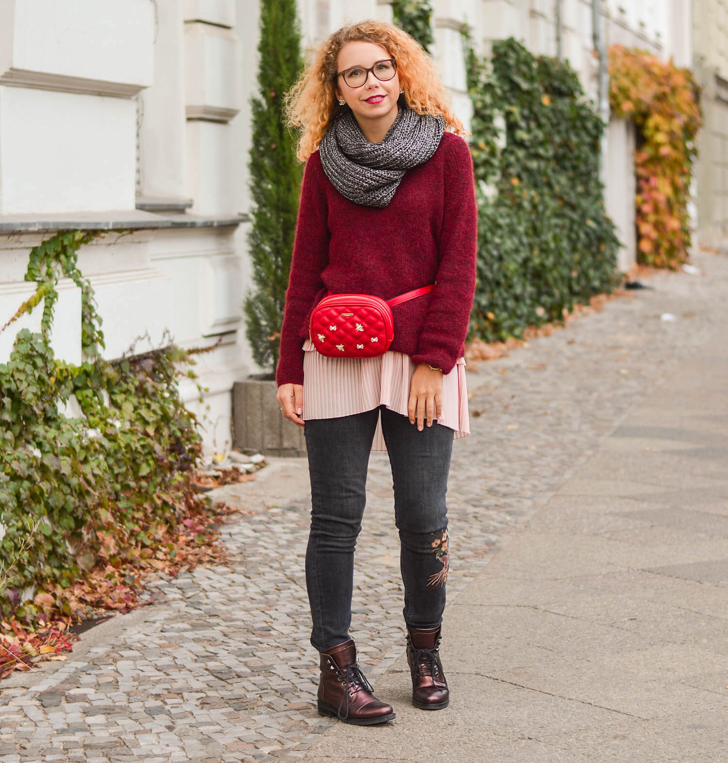 layering-outfit-with-belt-bag-in-Berlin-Kationette-Fashionblogger