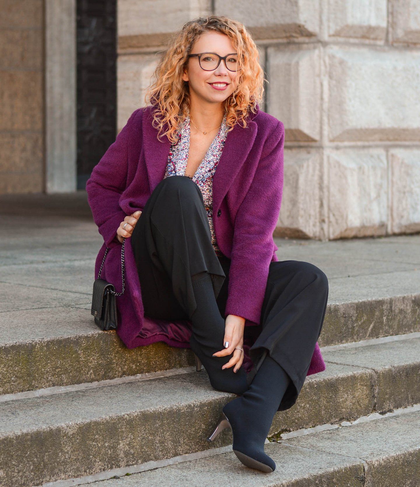 culottes-in-winter-purple-woolcoat-sockboots