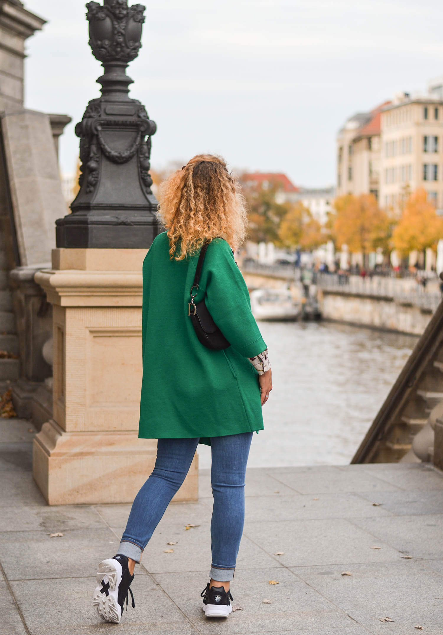 Adidas-Falcon-Chain-Print-Blouse-Dior-Saddle-Bag-Berlin-Kationette-fashionblogger