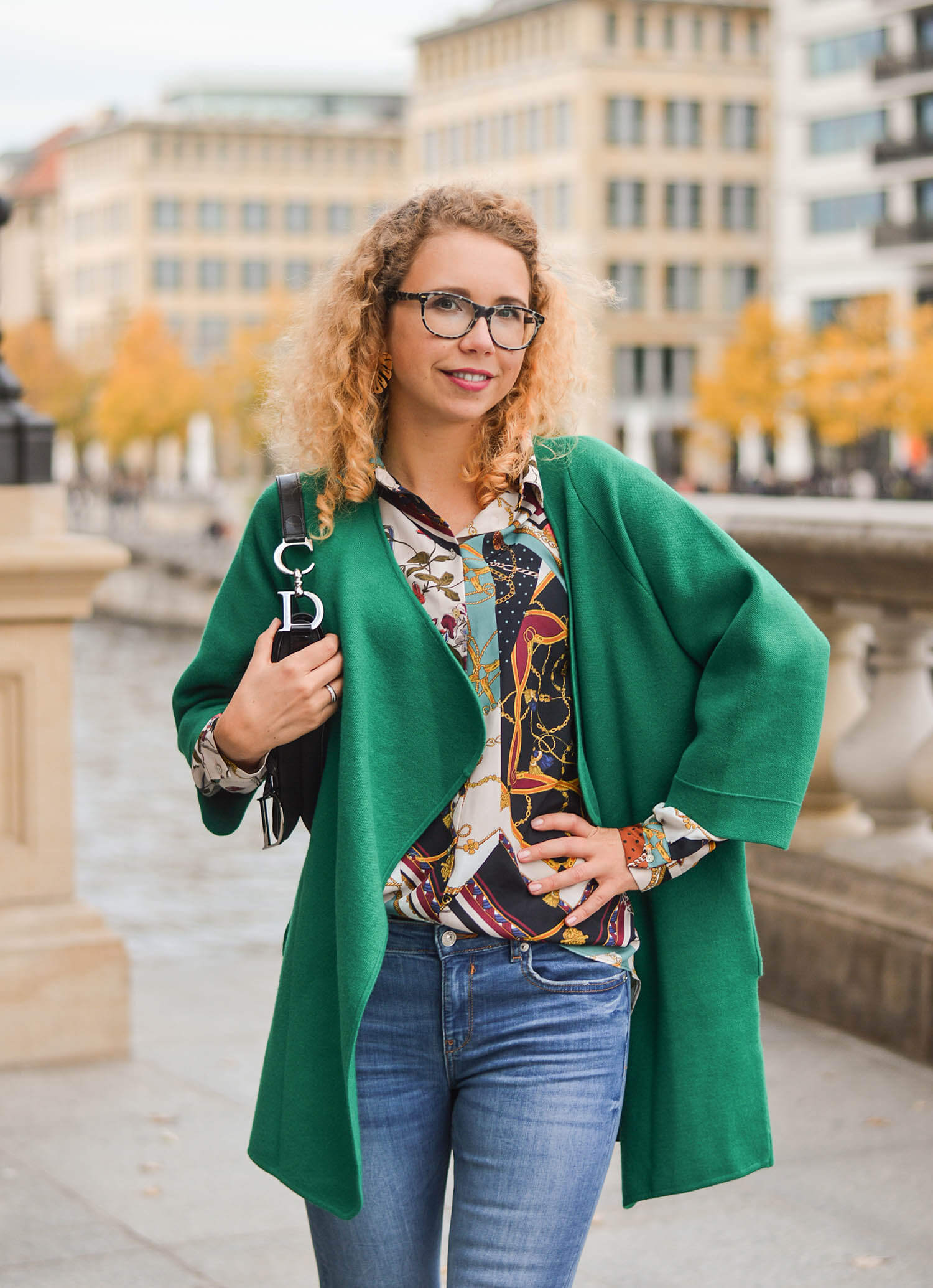 Adidas-Falcon-Chain-Print-Blouse-Dior-Saddle-Bag-Berlin-Kationette-fashionblogger