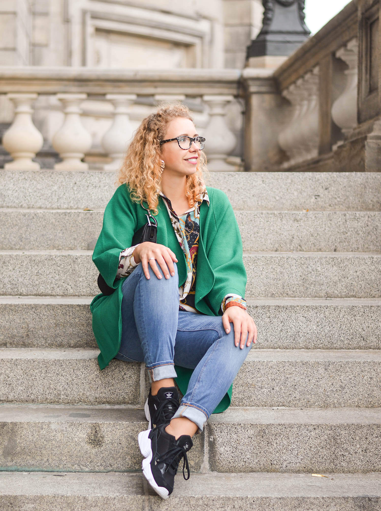 Adidas-Falcon-Chain-Print-Blouse-Dior-Saddle-Bag-Berlin-Kationette-fashionblogger