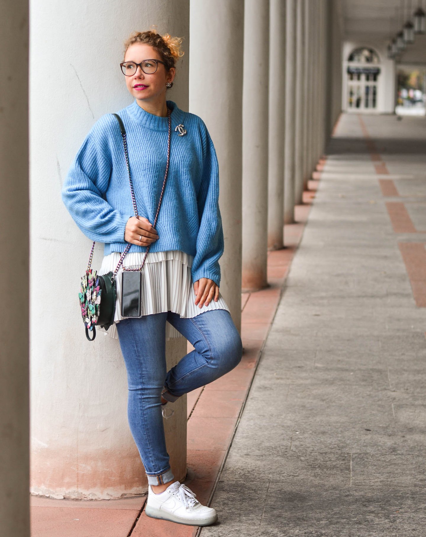 Baby-Blue-Sweater-Longbluse-Nike-Sneakers-Casual-Winter-Outfit-Kationette-Fashionblogger-Germany