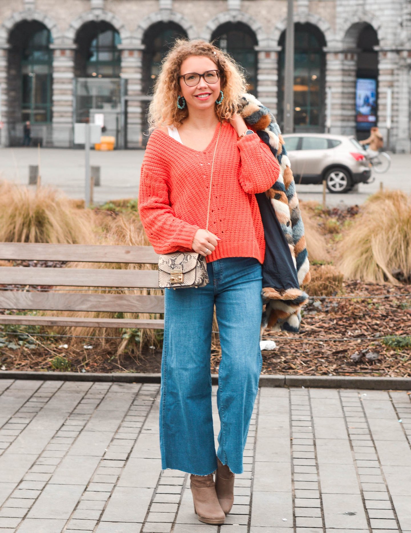 denim-culottes-kunstfellmantel-seventies-style-kationette-outfit