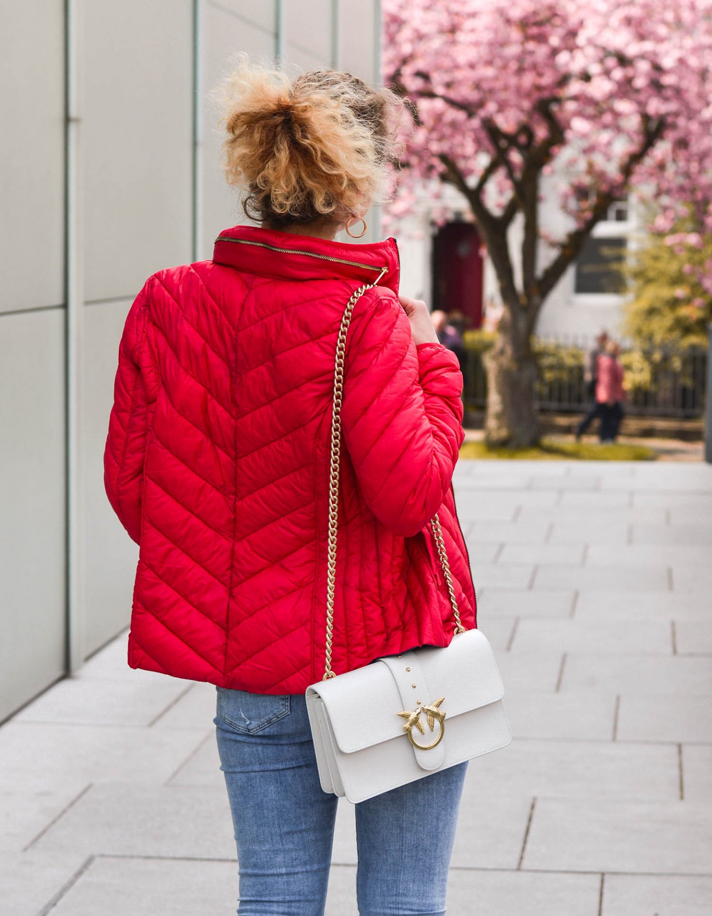 Steppjacke und pinko Handtasche