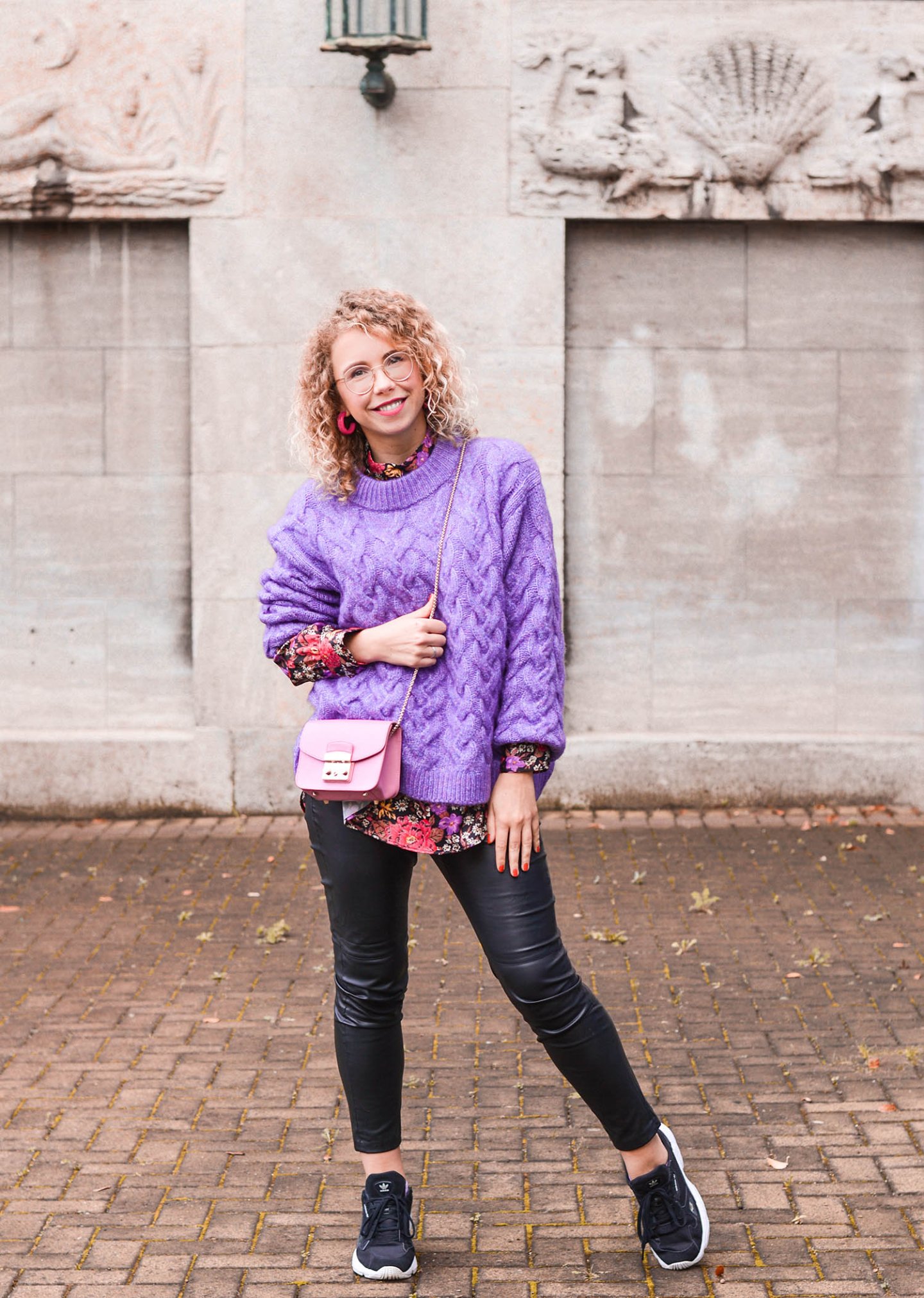 Blumenprints - So kombiniert man das Trendmuster diesen Herbst