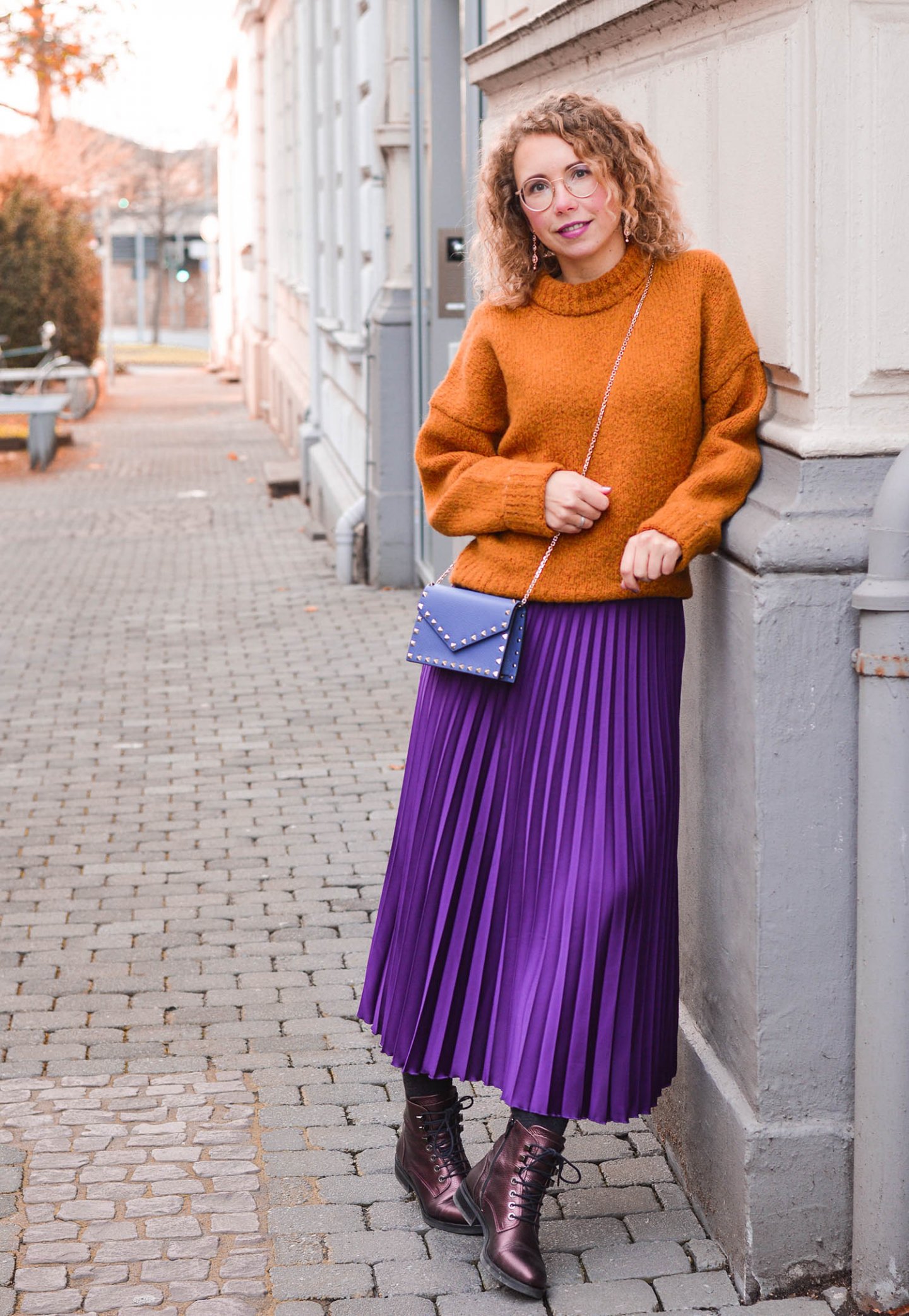 color-blocking outfit