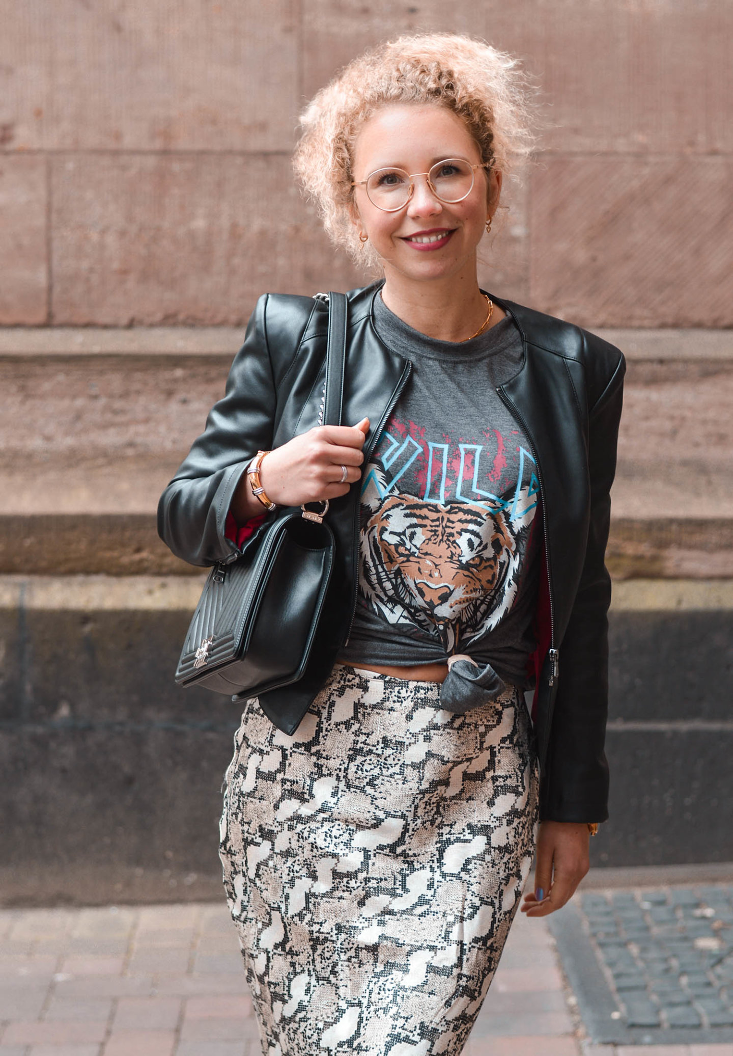 fashionblogger outfit in Düsseldorf: Mustermix